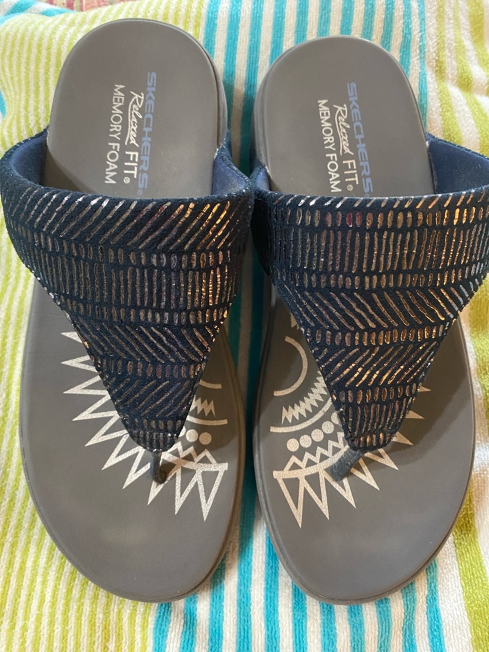 Skechers Navy Blue and Silver Patterned Thong Sandals